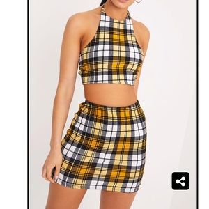 Fits like a US MEDIUM ! (PrettyLittleThing)